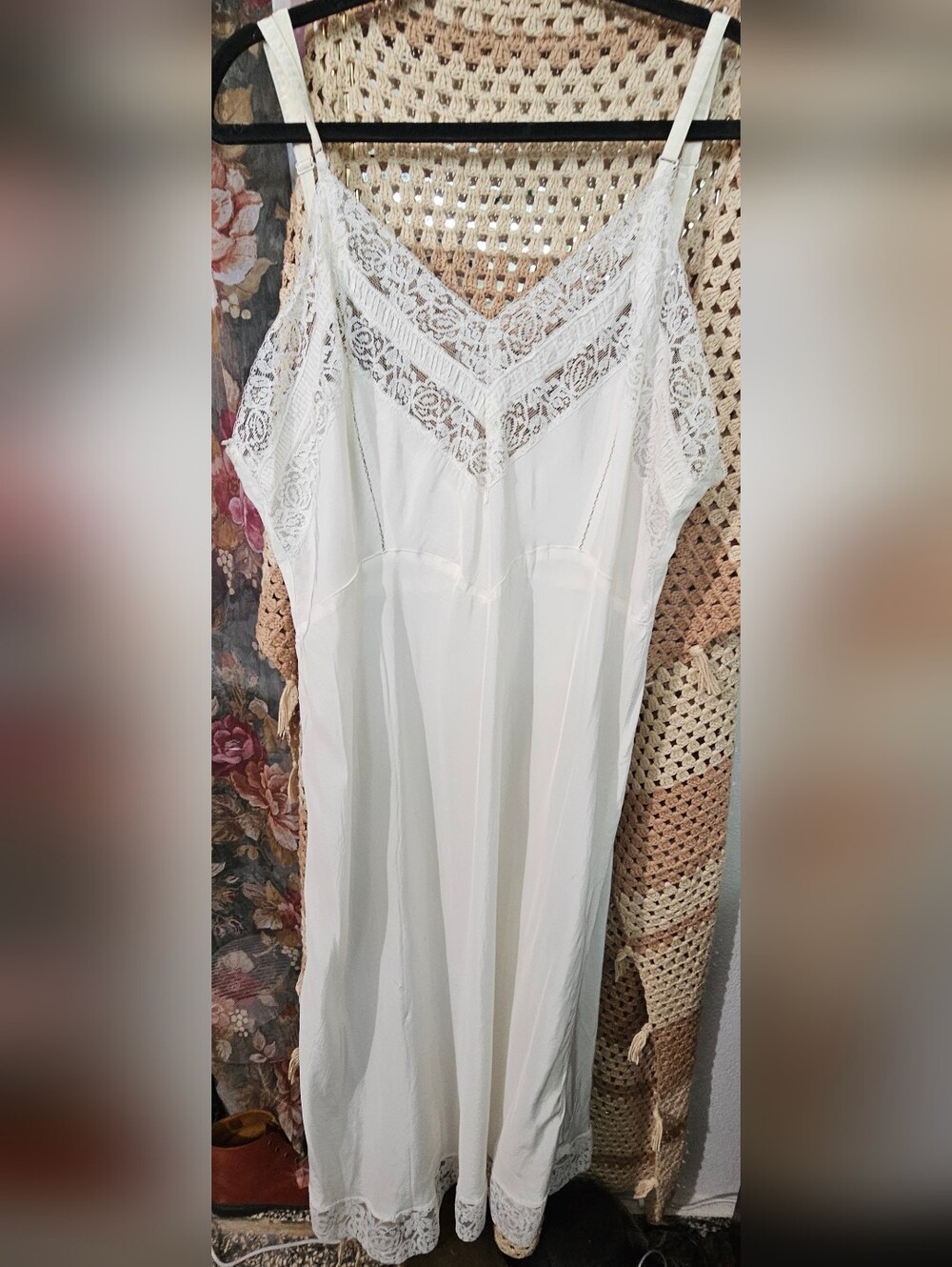 Vintage Lace Trim Slip Dress In White